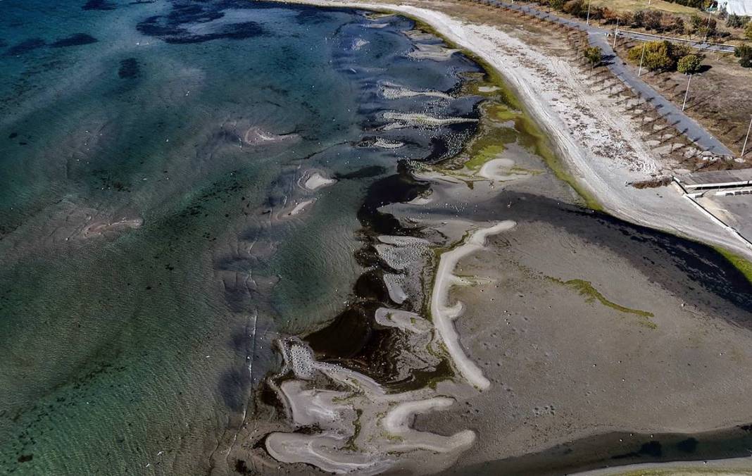 O kentte endişelendiren görüntü: Balıkçılar avlanmaya çıkamadı! Bu kadarı daha önce yaşanmadı 18